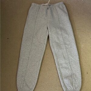 Vuori Heather Gray Joggers